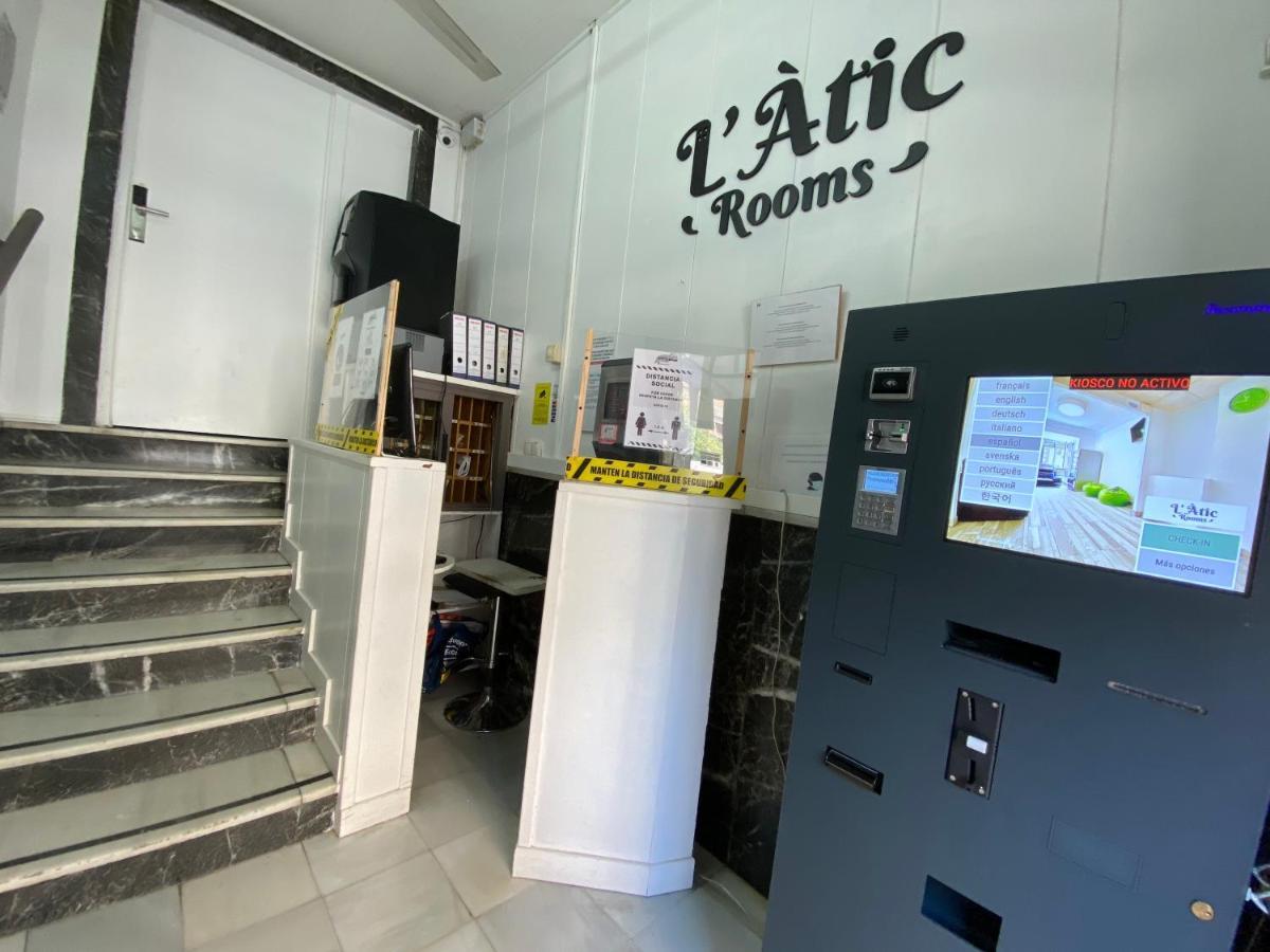 Latic Rooms Alicante Bagian luar foto