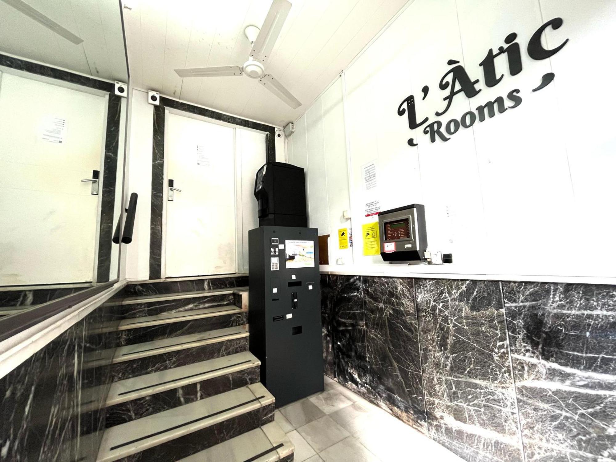 Latic Rooms Alicante Bagian luar foto