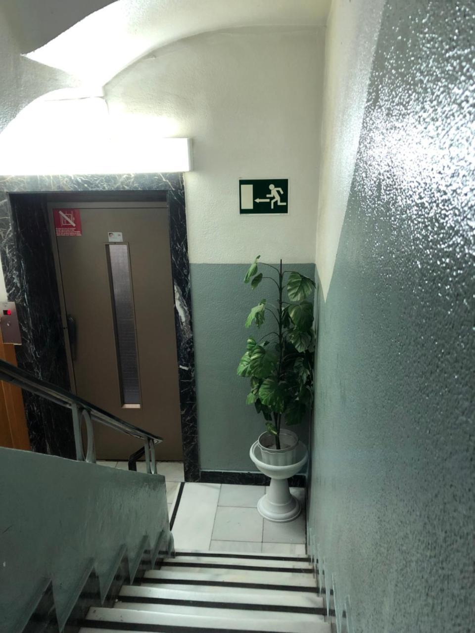 Latic Rooms Alicante Bagian luar foto